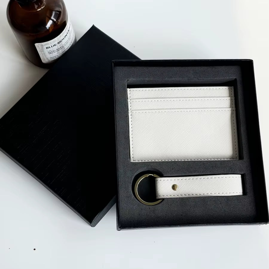 Ario Cardé Holder with Keychain