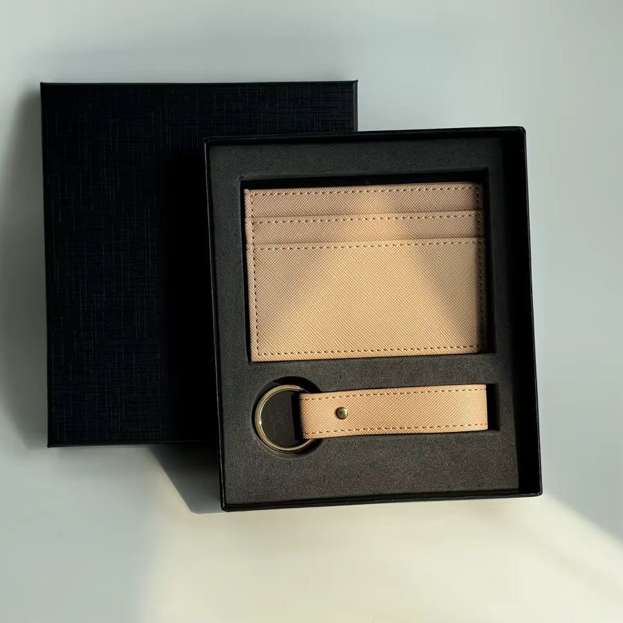 Ario Cardé Holder with Keychain