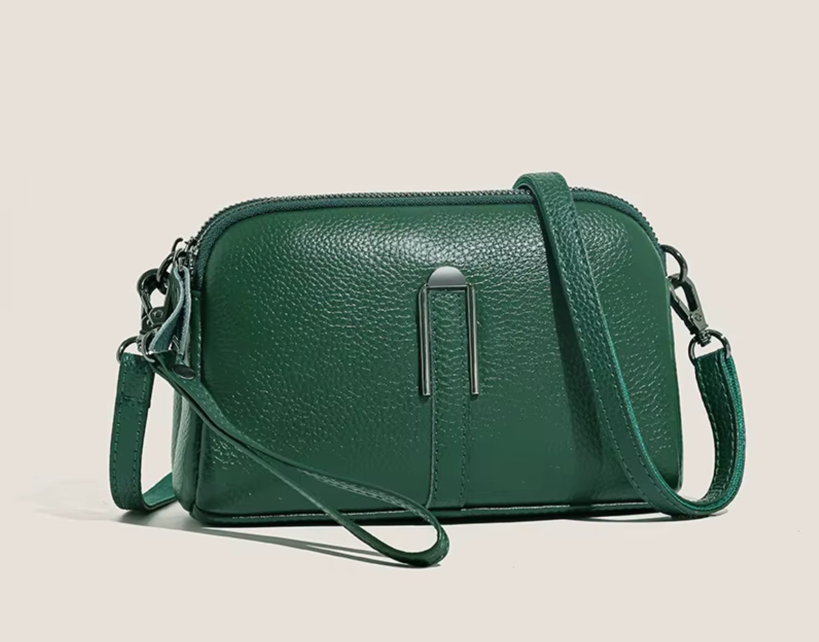 Ario Cutie Crossbody Bag
